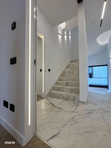 Casă cu 5 camere cu Teren 490 Mp în Tunari