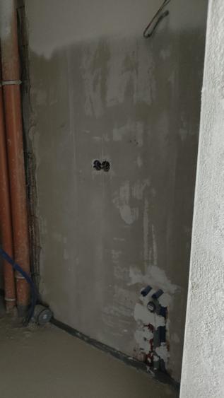 Apartament cu 3 camere semidecomandat în Apahida