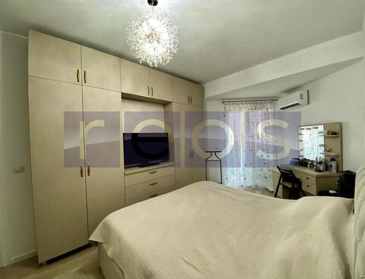 Apartament cu 3 camere semidecomandat, mobilat în Sebastian