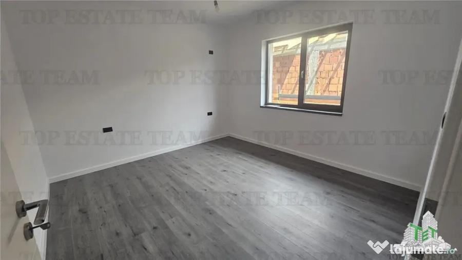 Casă cu 4 camere cu Teren 400 Mp în Țegheș