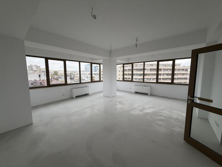 Spațiu comercial, de 126.31999969482 mp, în Unirii