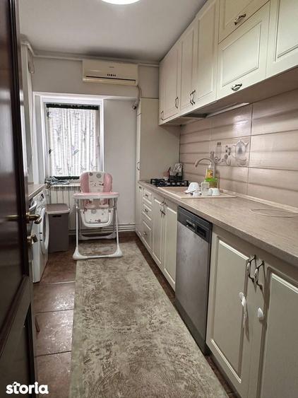 Apartament cu 3 camere decomandat în Ultracentral