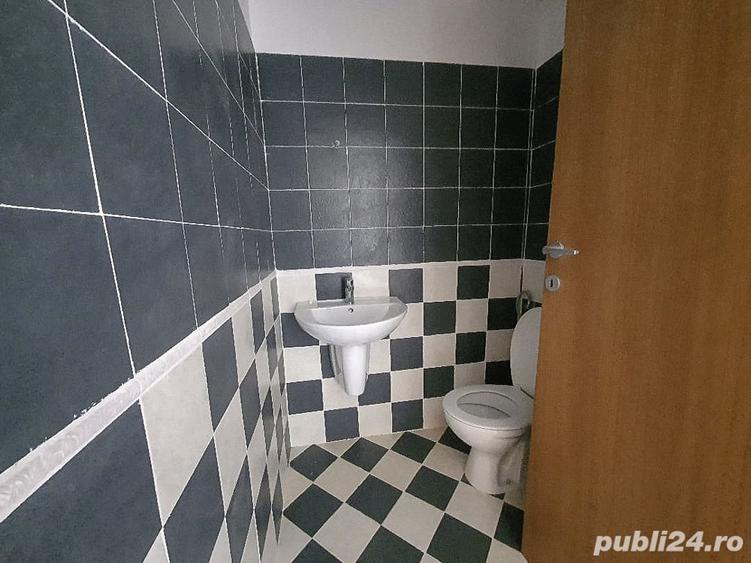 Apartament cu 3 camere decomandat în Găvana