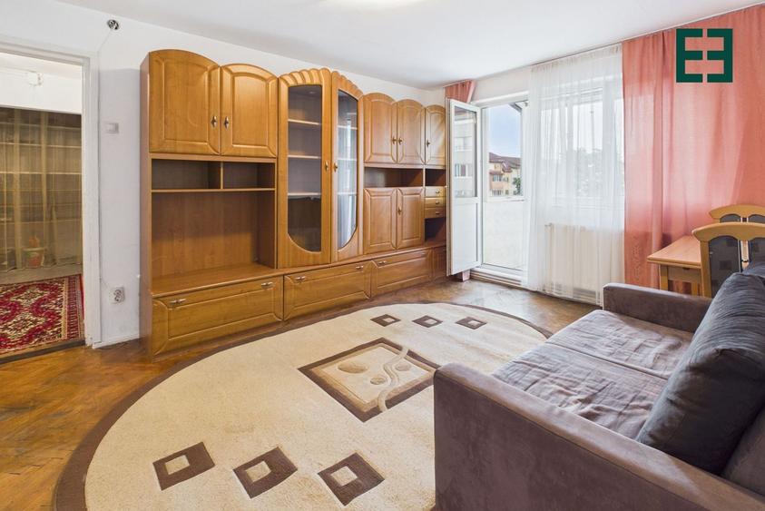 Apartament cu 2 camere semidecomandat în Șagului