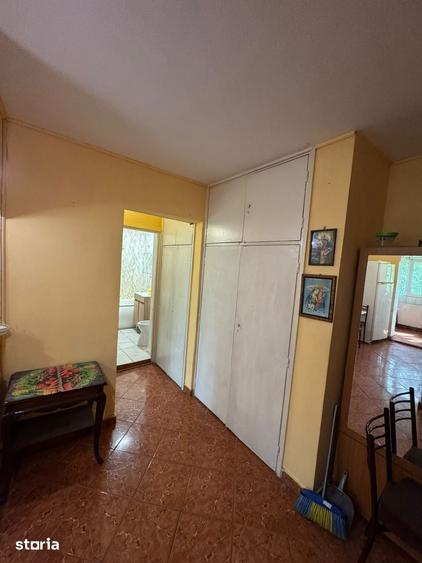 Apartament cu 2 camere în Apărătorii Patriei