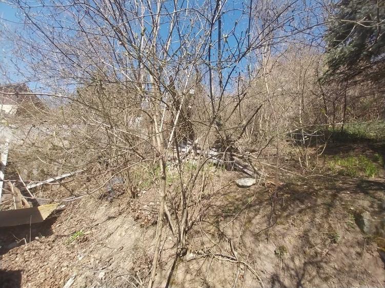 Apartament cu 4 camere semidecomandat în Centrul Istoric