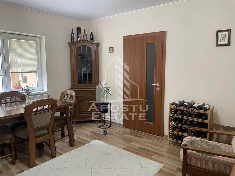 Casă cu 4 camere cu Teren 420 Mp în Cetății