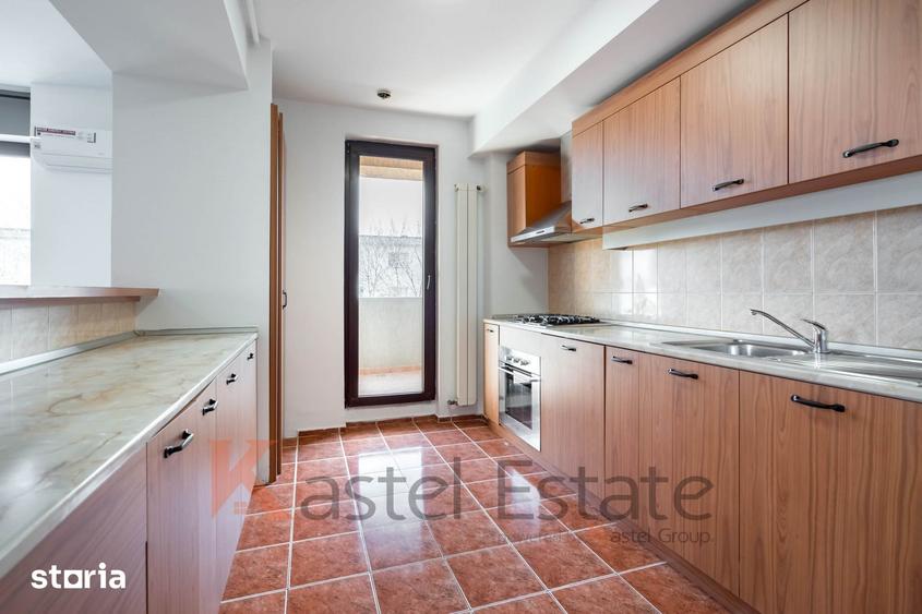Apartament cu 3 camere, mobilat în Berceni