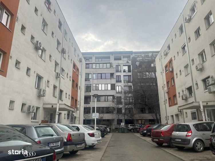 Garsonieră în Pajura