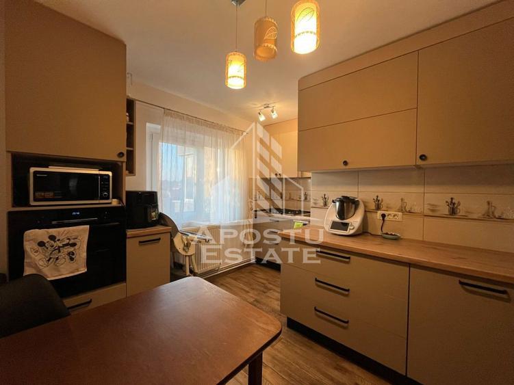 Apartament cu 4 camere decomandat, mobilat în Șagului