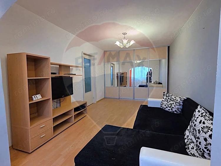 Apartament cu 2 camere decomandat în Dâmbu Pietros