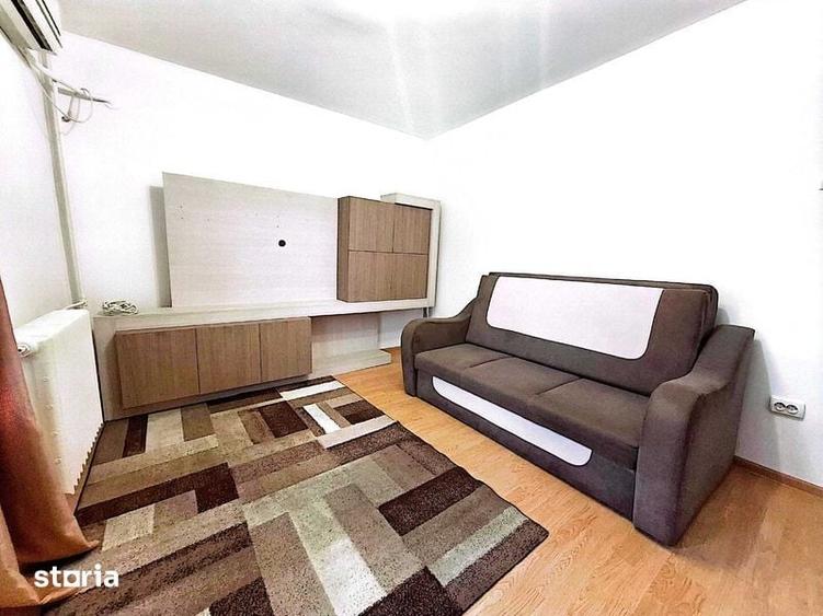 Garsonieră decomandată în Malu Roșu