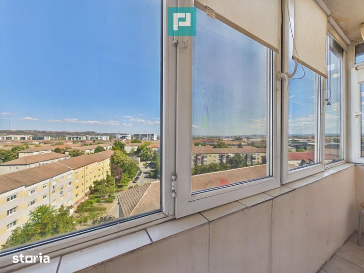 Apartament cu 3 camere decomandat în Nufărul