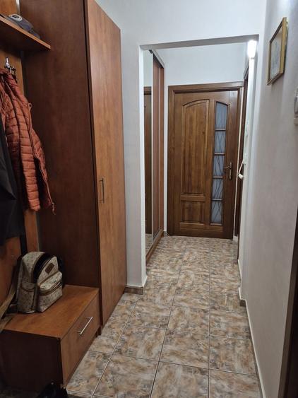 Apartament cu 2 camere decomandat în Rahova