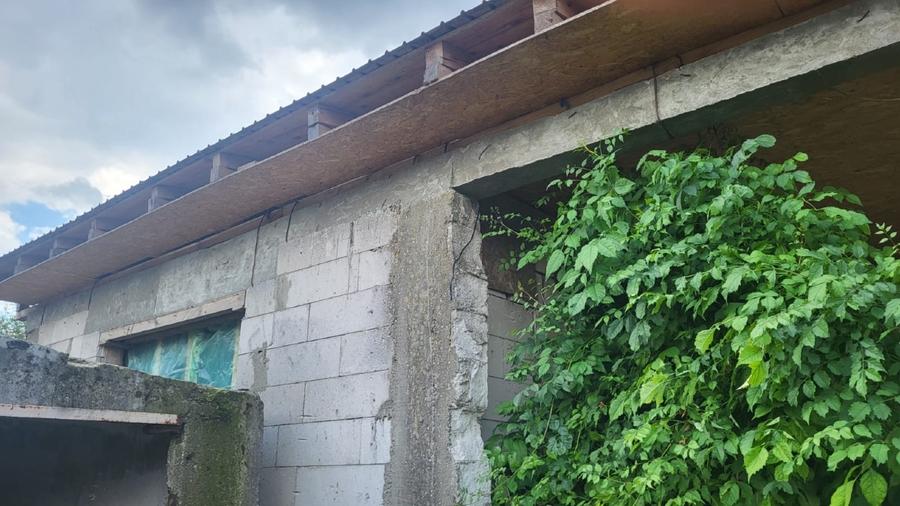 Casă individuală cu 3 camere cu Teren 450 Mp în Surlari