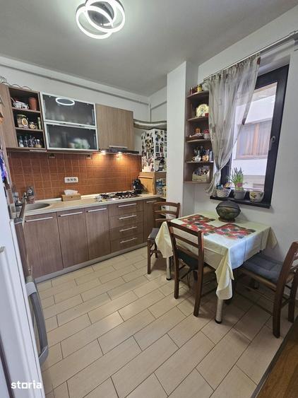 Apartament cu 3 camere în Ghencea