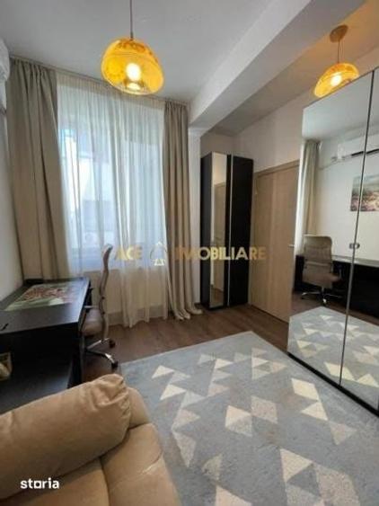 Casă cu 4 camere cu Teren 160 Mp în Central