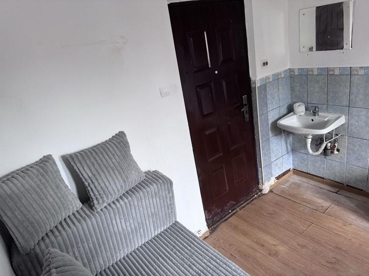 Garsonieră decomandată în Astra