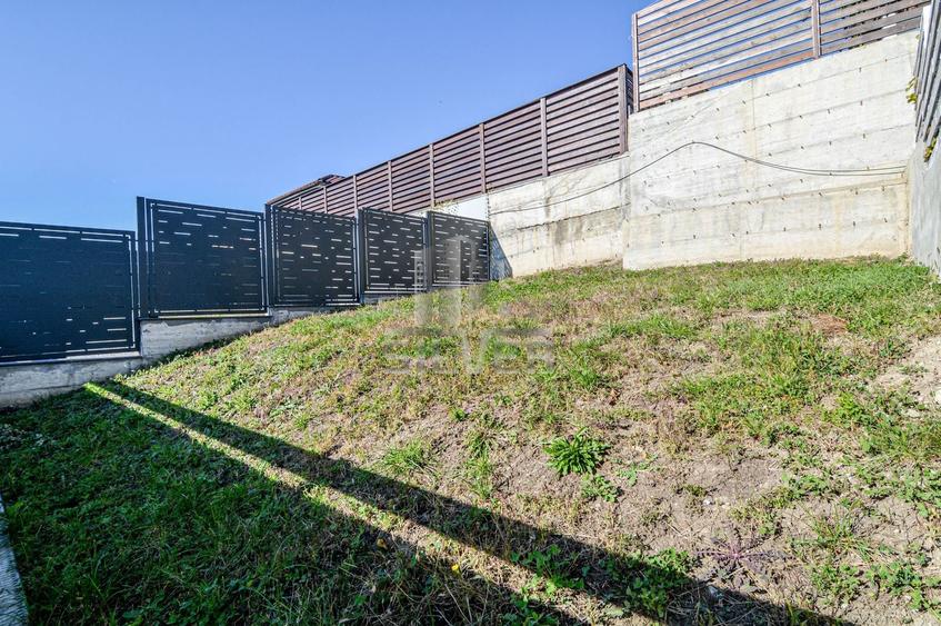 Duplex cu 4 camere cu Canalizare în Iris