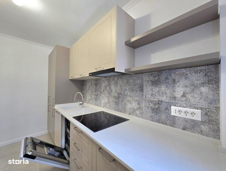 Apartament cu 3 camere semidecomandat în Calea Victoriei