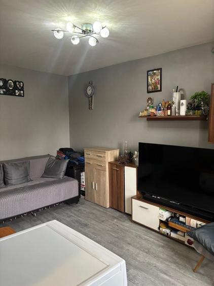 Apartament cu 2 camere decomandat în Trivale