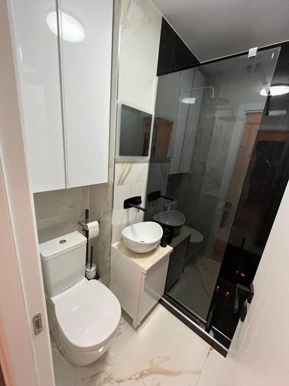Apartament cu 4 camere decomandat în Centru Civic