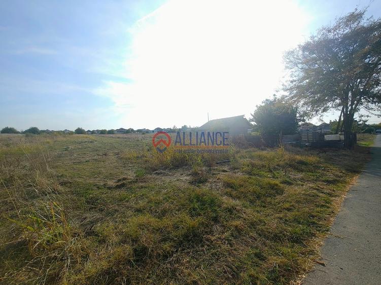 Teren intravilan de 1781 mp, în Valu lui Traian