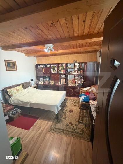 Casă cu 4 camere cu Teren 2200 Mp în Mitocu Dragomirnei