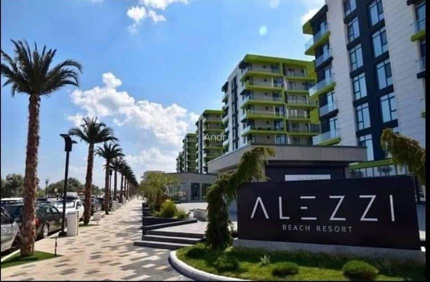 Inchiriez apartamente in complexul Alezzi beach resort
