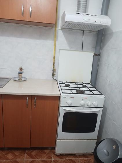 Apartament cu 2 camere decomandat în Industrială