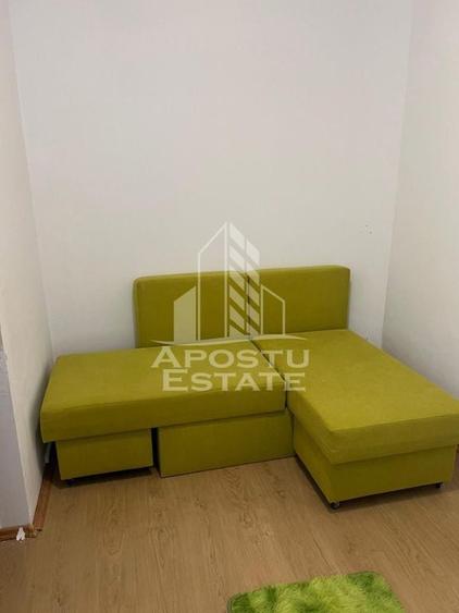 Apartament cu 2 camere semidecomandat în Lunei