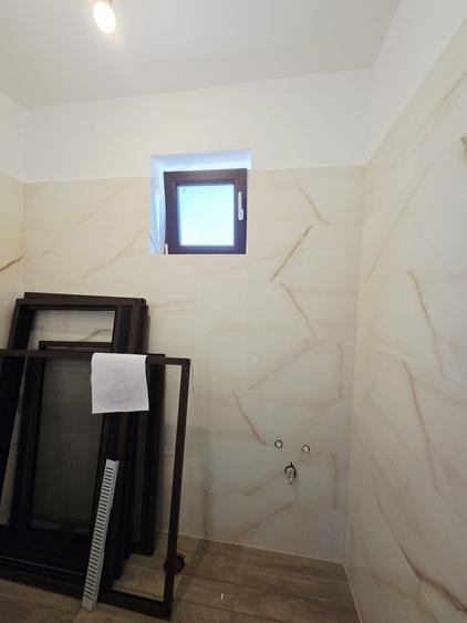 Casă individuală cu 2 camere cu Canalizare în Piața Centrală