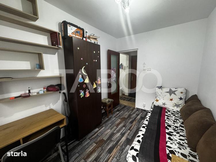 Apartament cu 3 camere în Șelimbăr