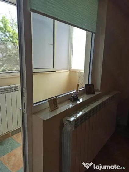 Garsonieră în 23 August