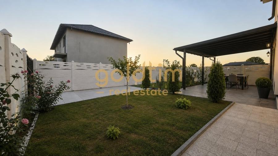 Duplex cu 5 camere cu Canalizare în Brănești