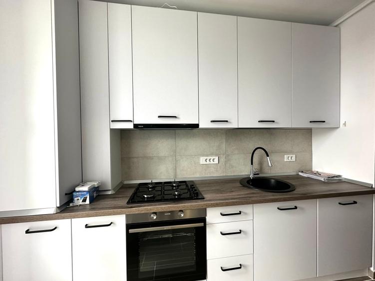 Apartament cu 2 camere nedecomandat în Tipografilor