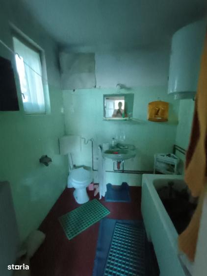 Casă cu 3 camere cu Teren 250 Mp în Central