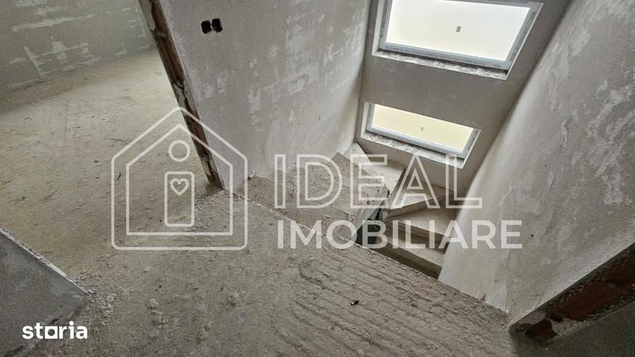 Casă cu 4 camere cu Teren 400 Mp în Central