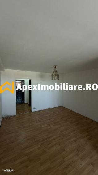 Garsonieră semidecomandată în Titan