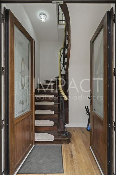 APARTAMENT DEOSEBIT CU 3 CAMERE IN VILA || CURTE - 17