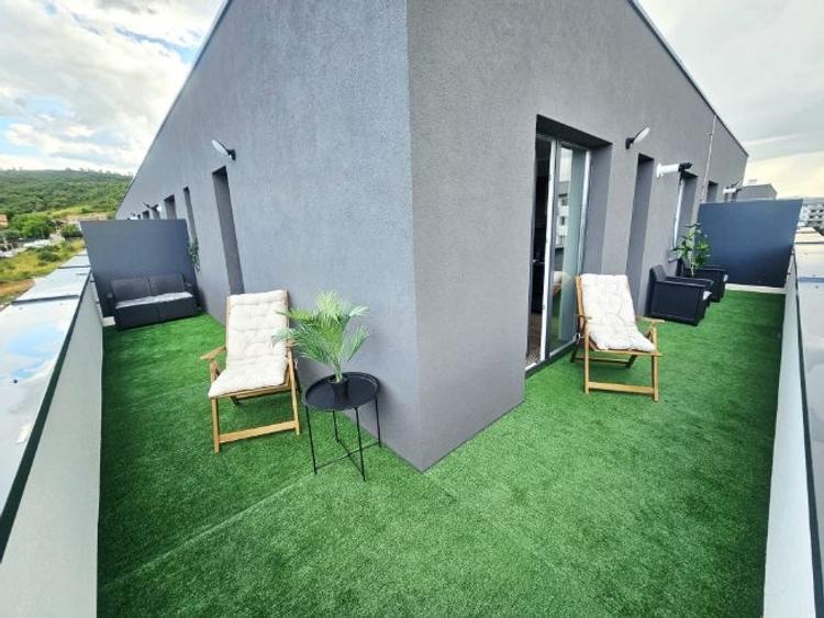 Apartament cu 2 camere semidecomandat în Florești