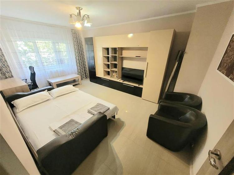 Apartament 2 Camere, Decomandat, Faleza Nord - 2