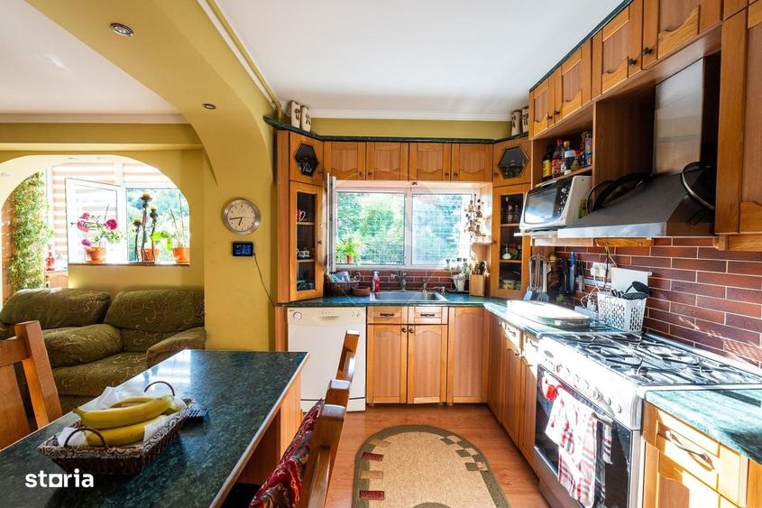 Apartament cu 3 camere în Valea Muscelului