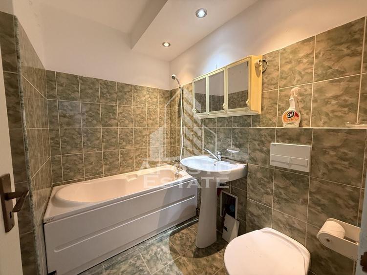 Apartament cu 3 camere semidecomandat în Take Ionescu