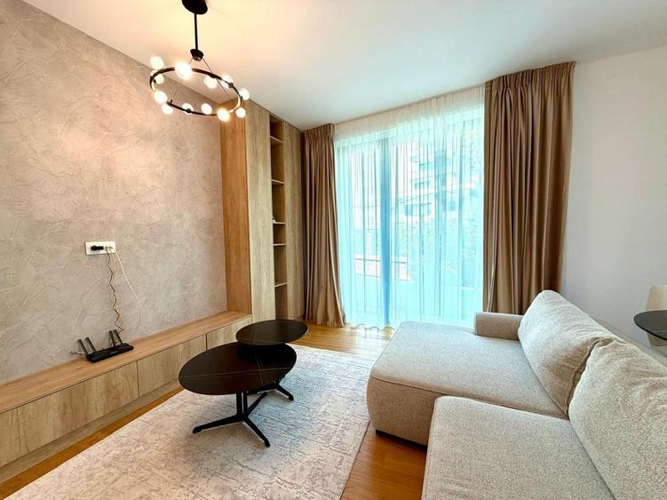 Apartament cu 3 camere, mobilat în Iancu Nicolae