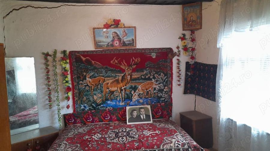 Casă cu 4 camere în Brădeanu