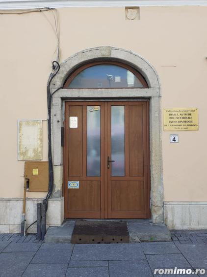 Spațiu comercial, de 42 mp, în Central