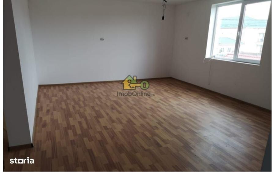 Casă cu 4 camere în Cerneți