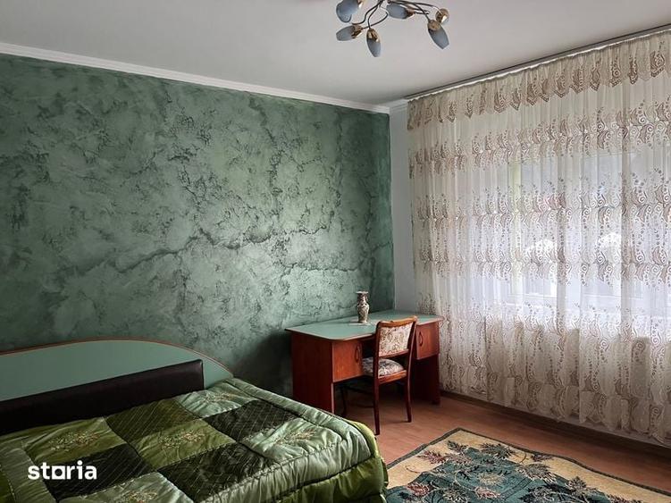Casă cu 4 camere cu Teren 177 Mp în Rucăr