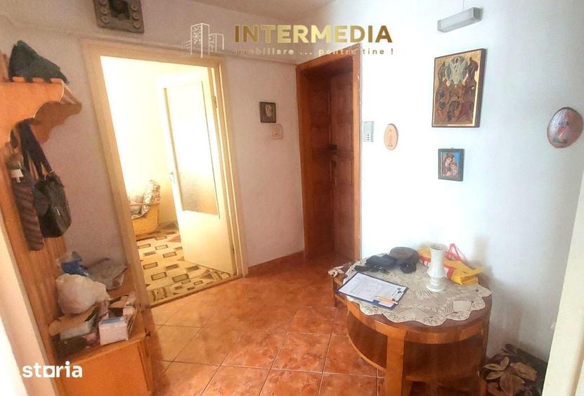 Apartament cu 3 camere spatios in bloc de caramida, etajul 1, CETATE - 6